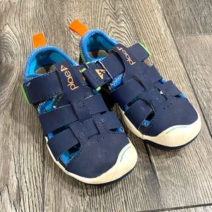 Plae Sam 2.0 Fisherman Sandals Child Size 8 Blue Spring Summer